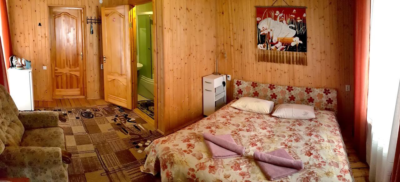 Hotel Perlyna Podillyа Sataniv Exterior foto